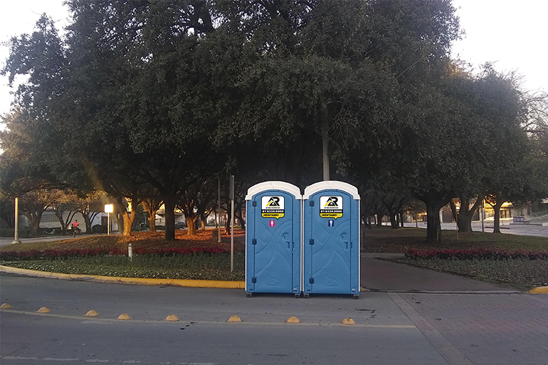 BAÑOS PORTÁTILES